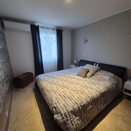 Villa L'Estel En Campagne Avec Piscine Privee Proche Arles Et Avignon 塔拉斯孔 外观 照片