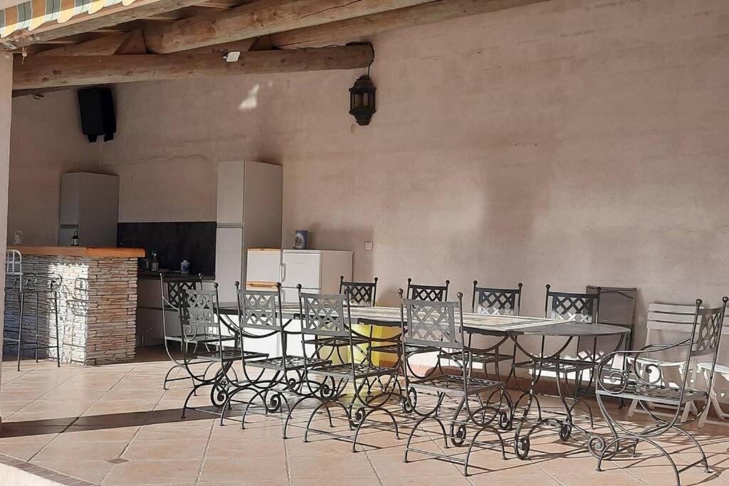 Villa L'Estel En Campagne Avec Piscine Privee Proche Arles Et Avignon 塔拉斯孔 外观 照片