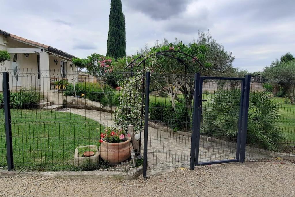 Villa L'Estel En Campagne Avec Piscine Privee Proche Arles Et Avignon 塔拉斯孔 外观 照片